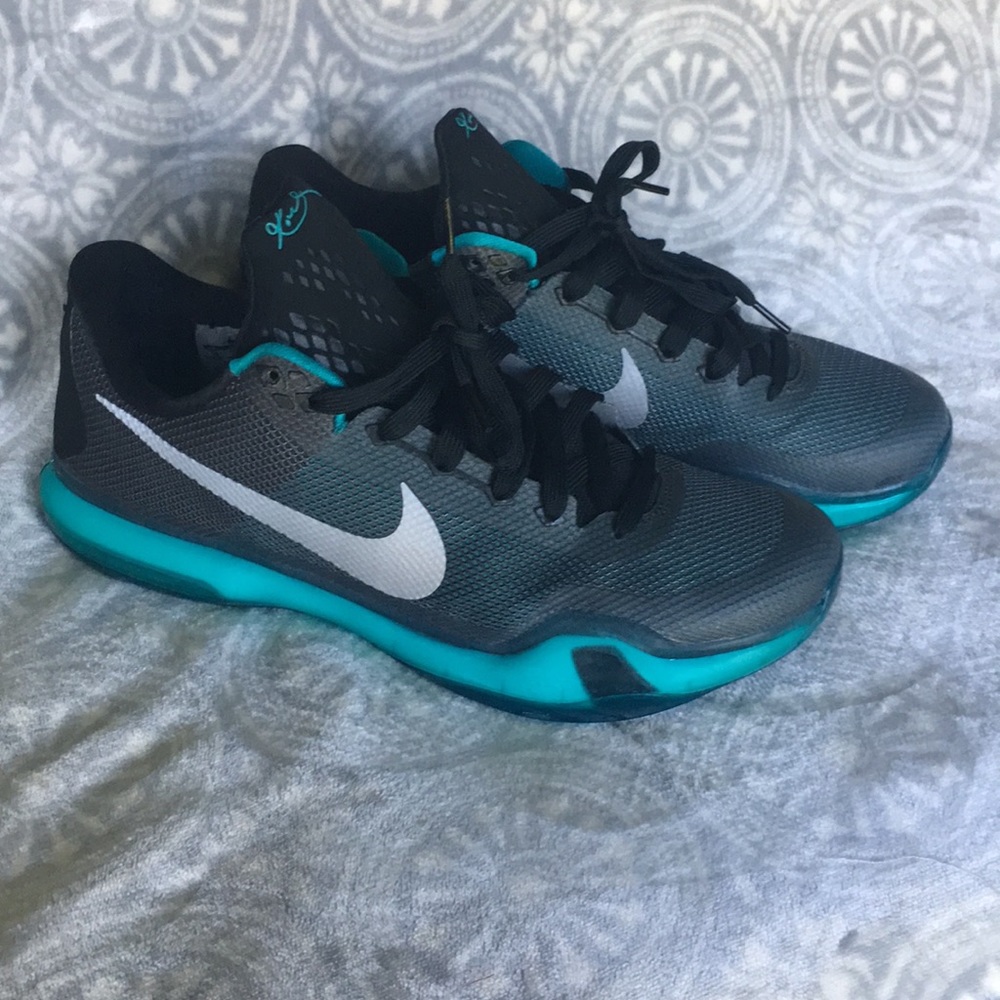 Nike Kobe X